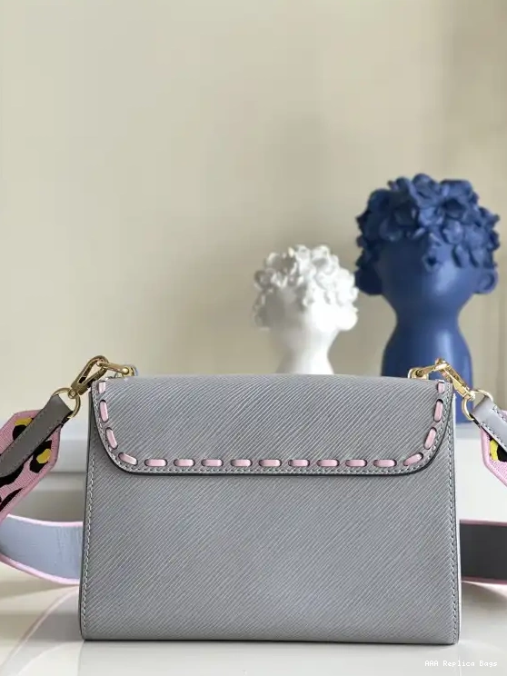 Aaa replica ru TWIST VUITTON LOUIS MM 0623